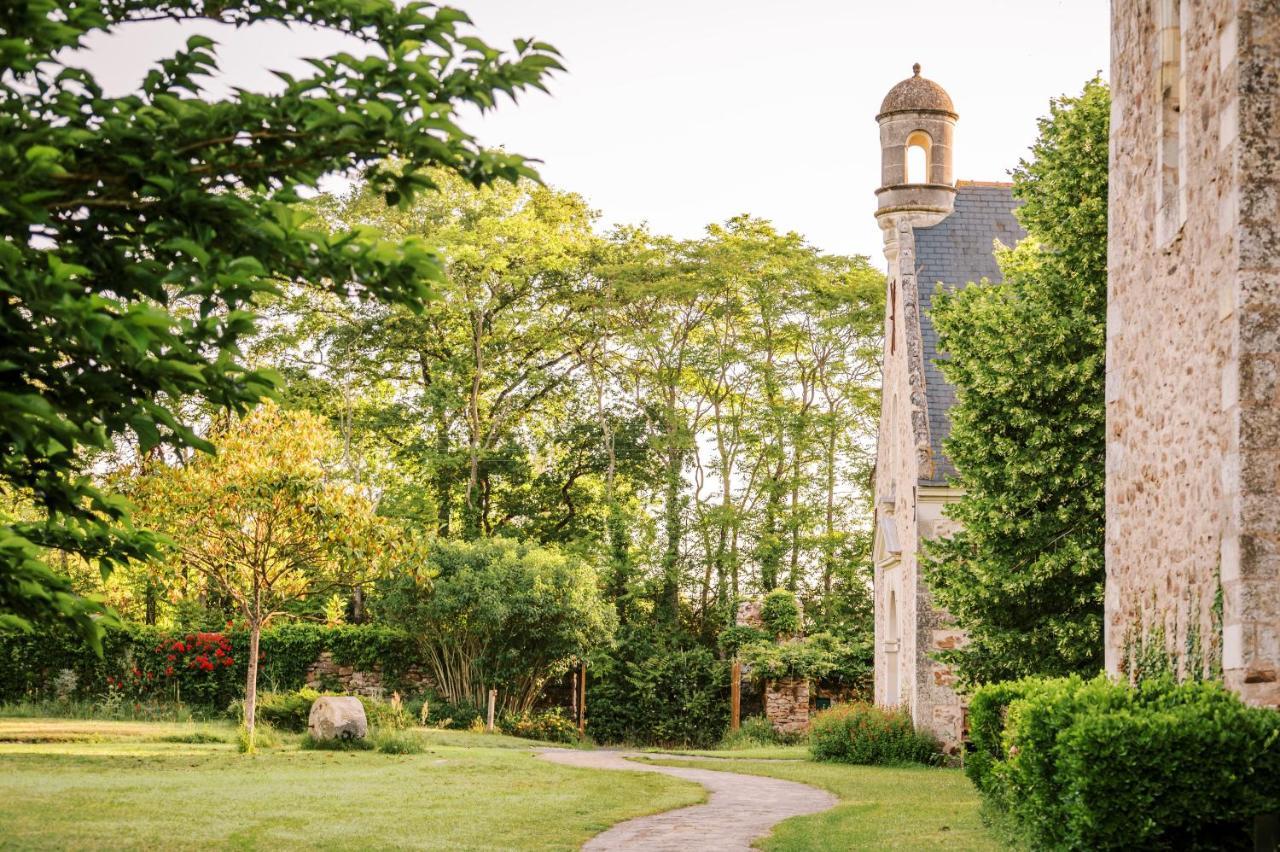Manoir De Jouralem Panzió Blaison Kültér fotó