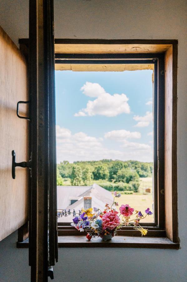 Manoir De Jouralem Panzió Blaison Kültér fotó