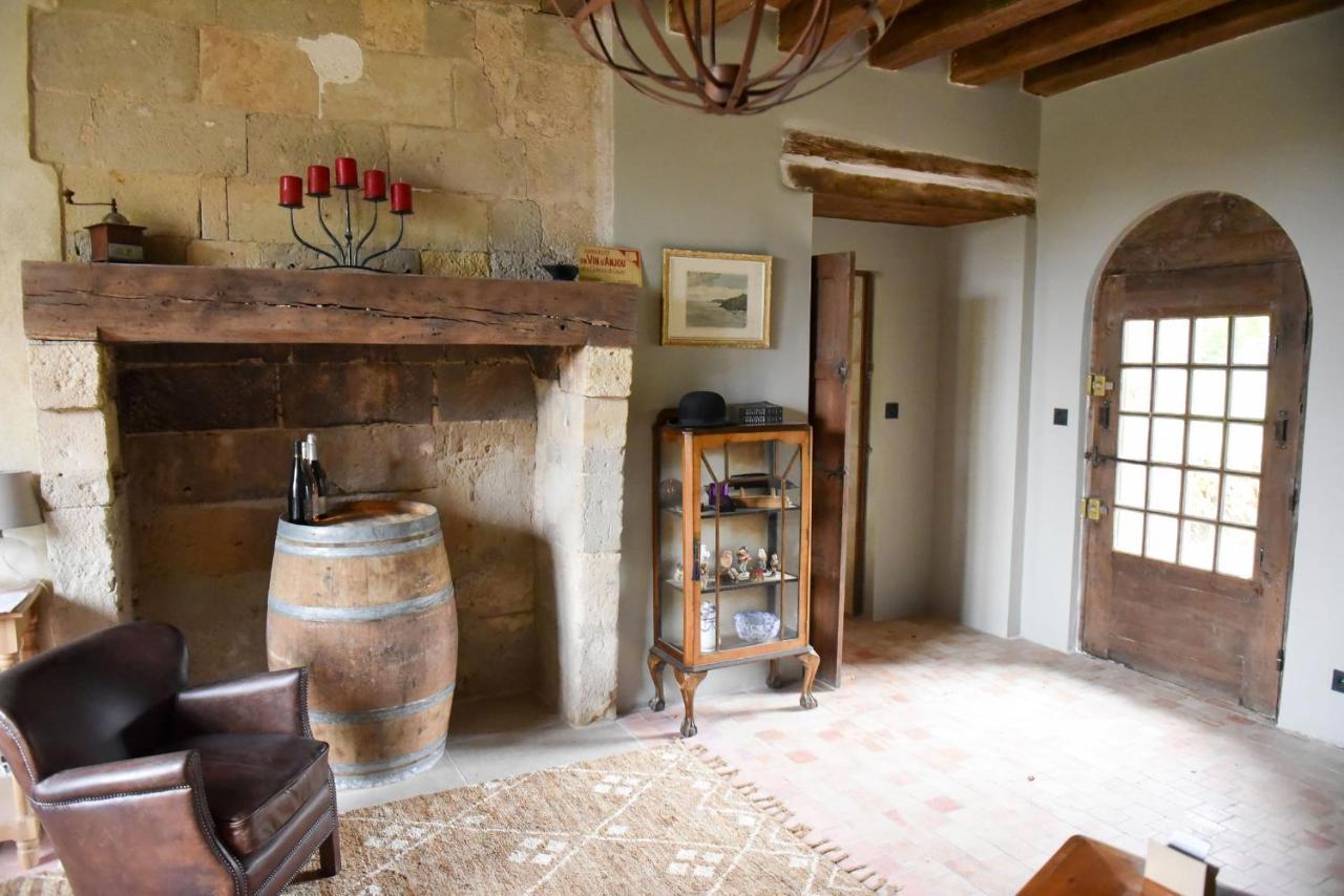 Manoir De Jouralem Panzió Blaison Kültér fotó